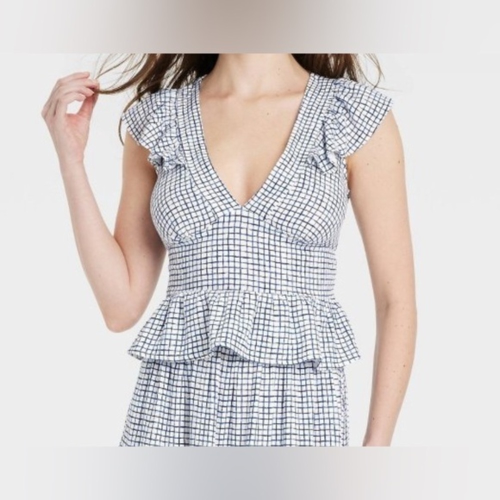 Universal Thread Women's Flutter Sleeve Blouse - Blue Gingham Size Large